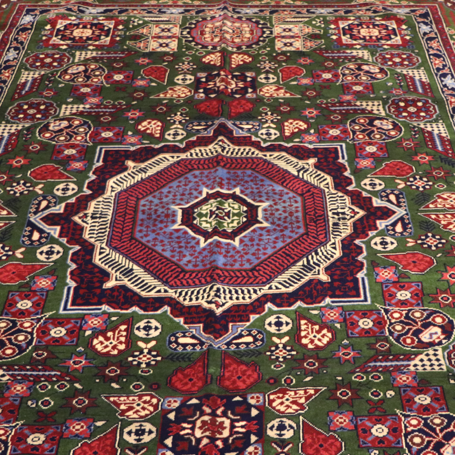 The Mazar-e-Sharif Mamluk Legacy Pair highlighting its hand-knotted pattern, natural wool and artisan craftsmanship.