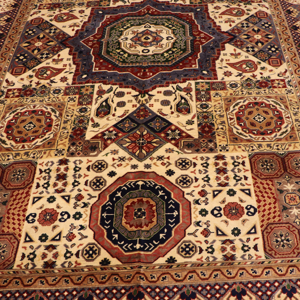 The Maimana Mamluk Legacy highlighting its hand-knotted pattern, natural wool and artisan craftsmanship.